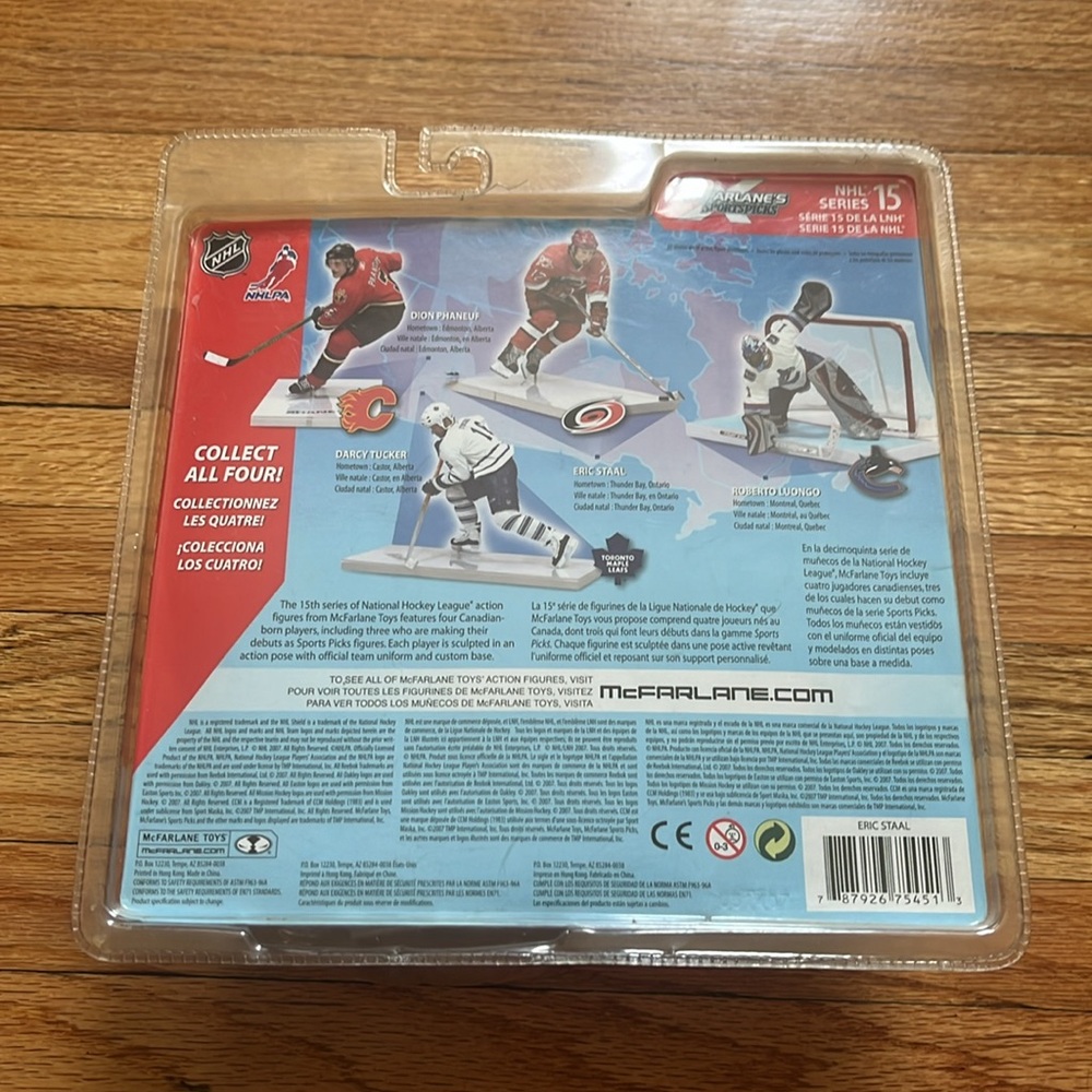 Eric Staal McFarlanes Sportspicks Figure / NHL / Carolina Hurricanes / 2007 - Picture 6 of 8